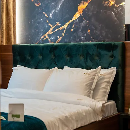 Pinoli Gold * Zlatibor