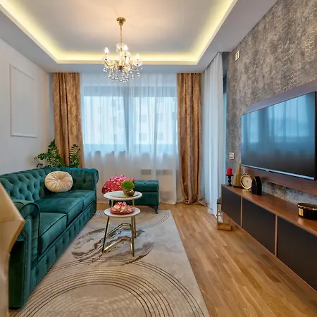 Pinoli Gold Apartamento *